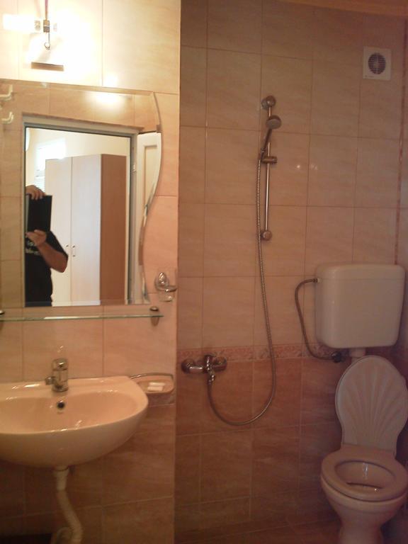 Krasi Hotel رافدا الغرفة الصورة